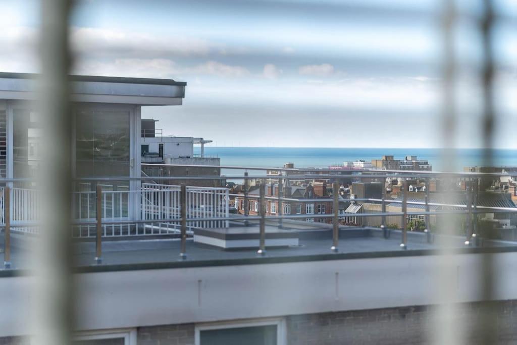 Lovely Apartment With Spectacular Views & Free Parking Brighton Kültér fotó